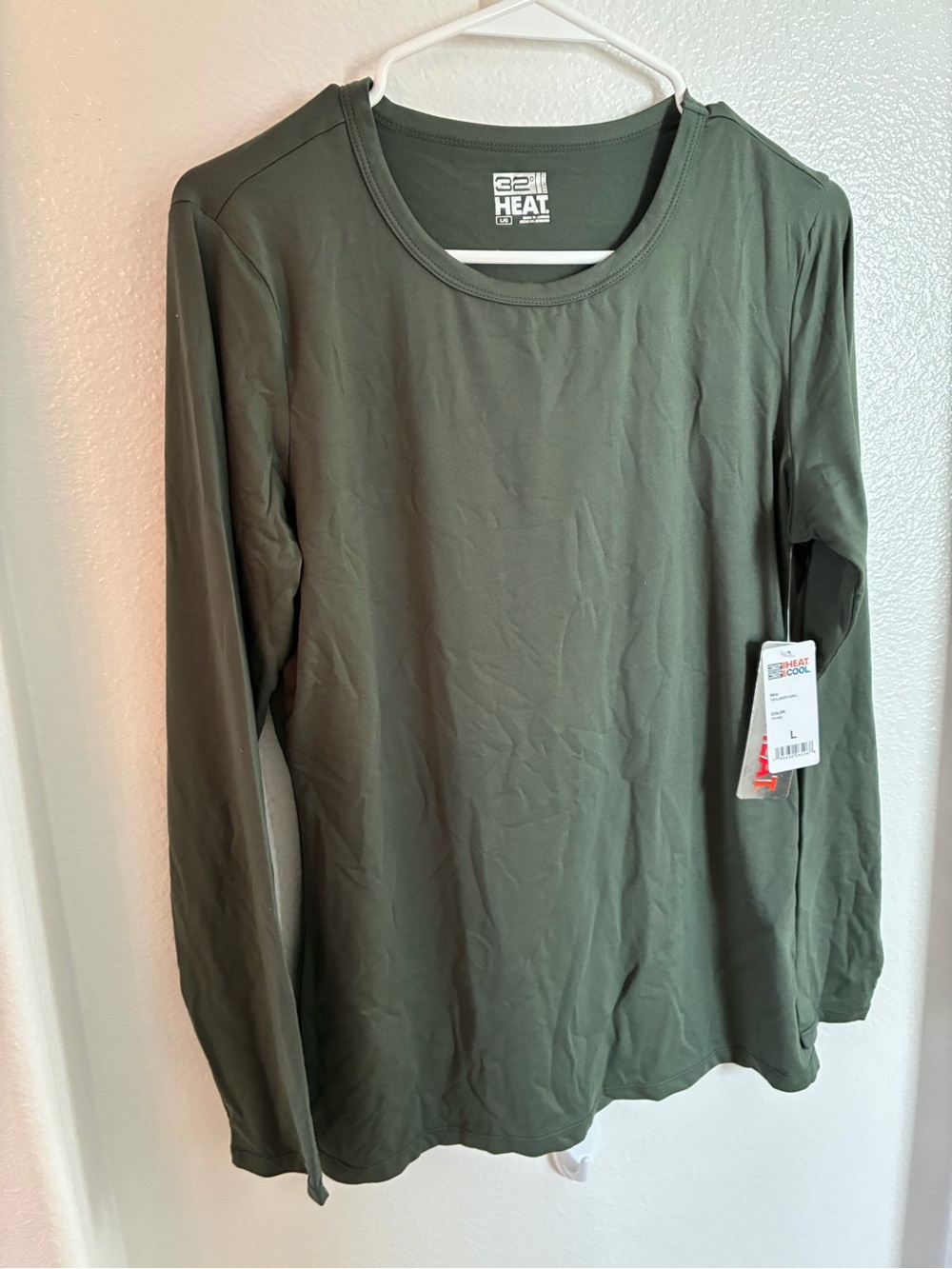32 Degrees Women's Olive Green Long Sleeve Crew Tee